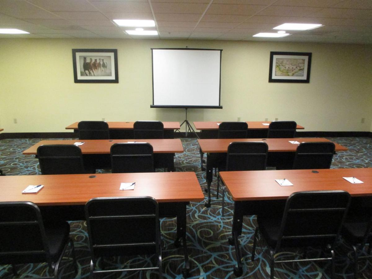 Days Inn & Suites By Wyndham Sam Houston Tollway Jersey Village Extérieur photo