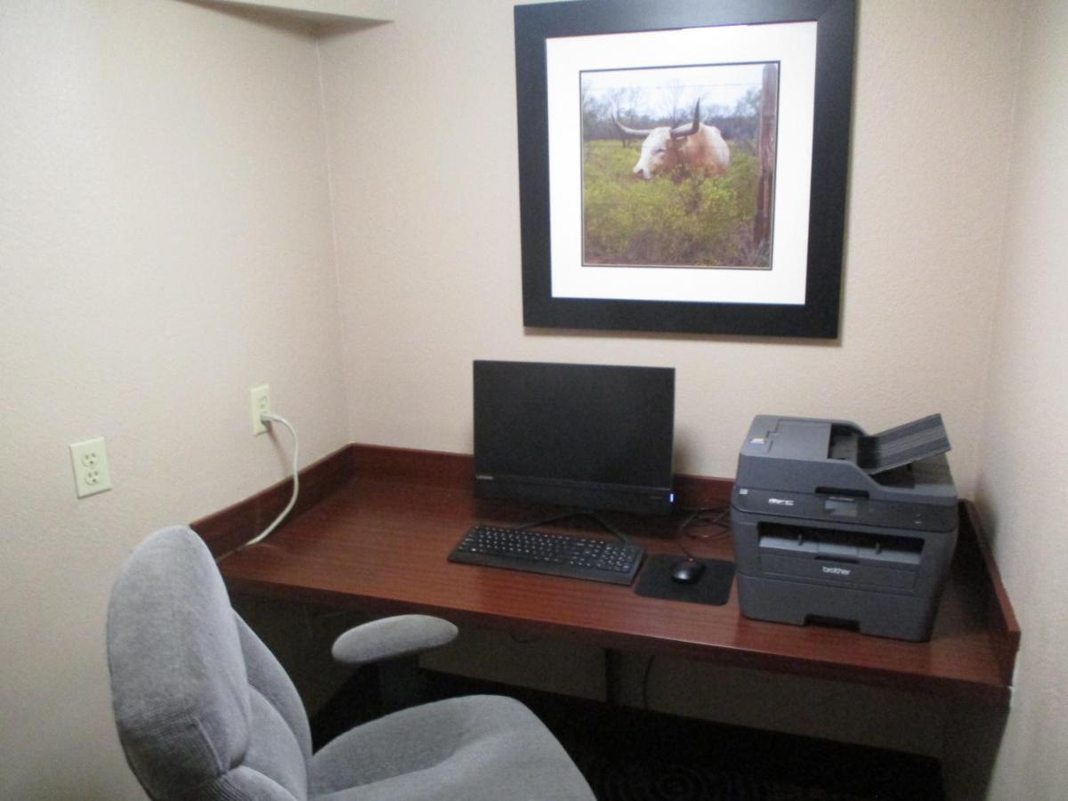Days Inn & Suites By Wyndham Sam Houston Tollway Jersey Village Extérieur photo