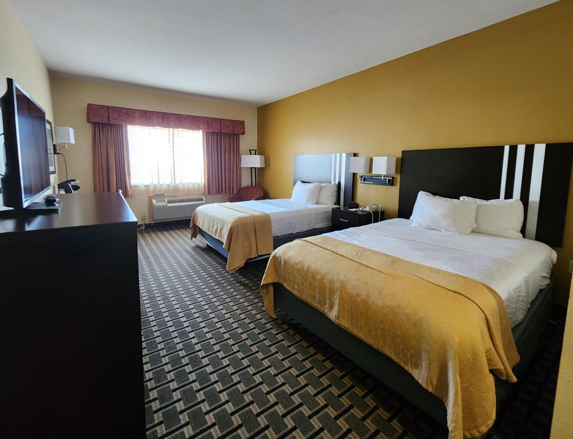 Days Inn & Suites By Wyndham Sam Houston Tollway Jersey Village Extérieur photo