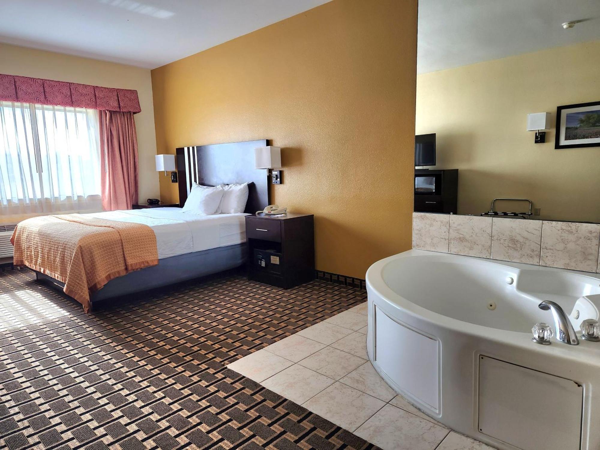 Days Inn & Suites By Wyndham Sam Houston Tollway Jersey Village Extérieur photo