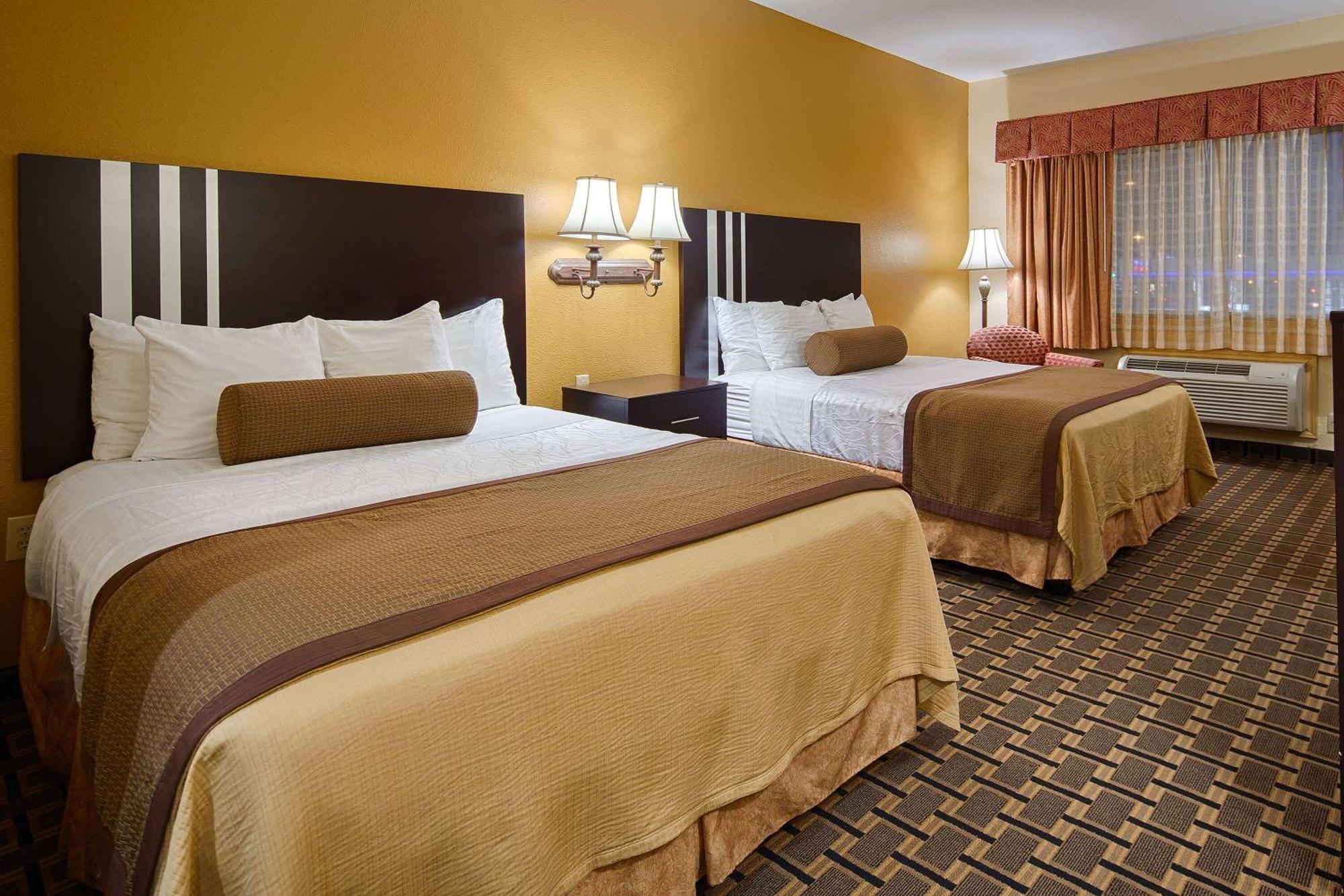 Days Inn & Suites By Wyndham Sam Houston Tollway Jersey Village Extérieur photo