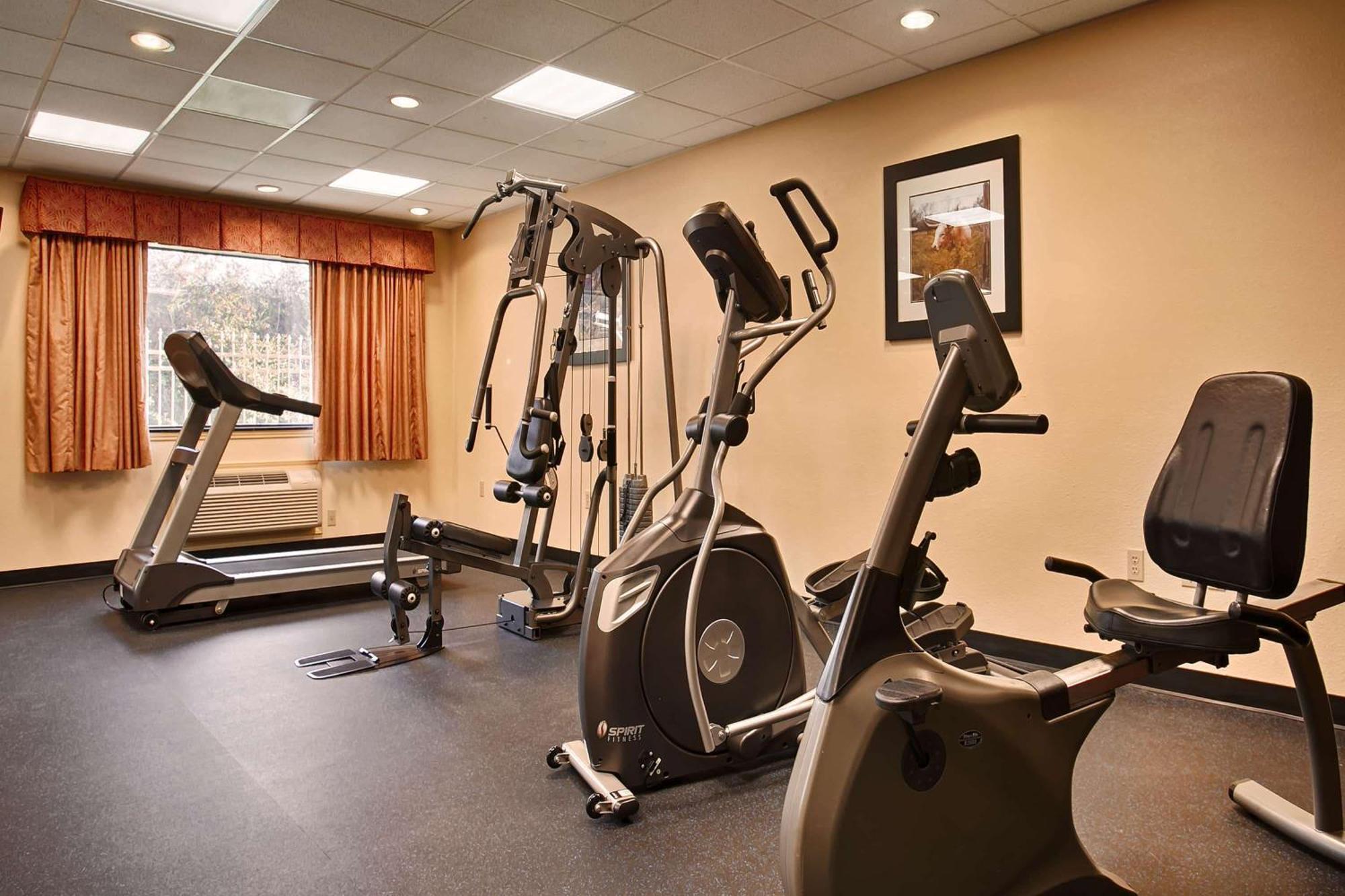 Days Inn & Suites By Wyndham Sam Houston Tollway Jersey Village Extérieur photo